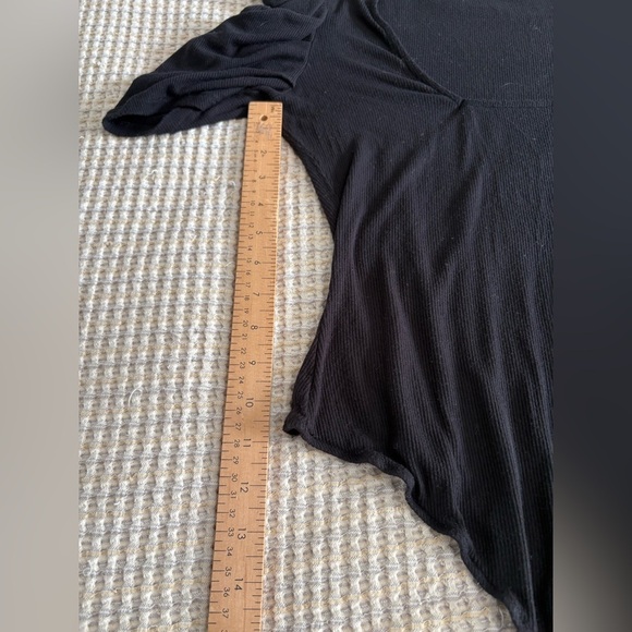 Free People Ava puff sleeve bodysuit black ribbed size medium - Picture 9 of 12